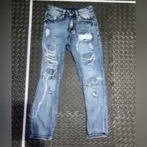 Romwe distressed jeans size 25x30